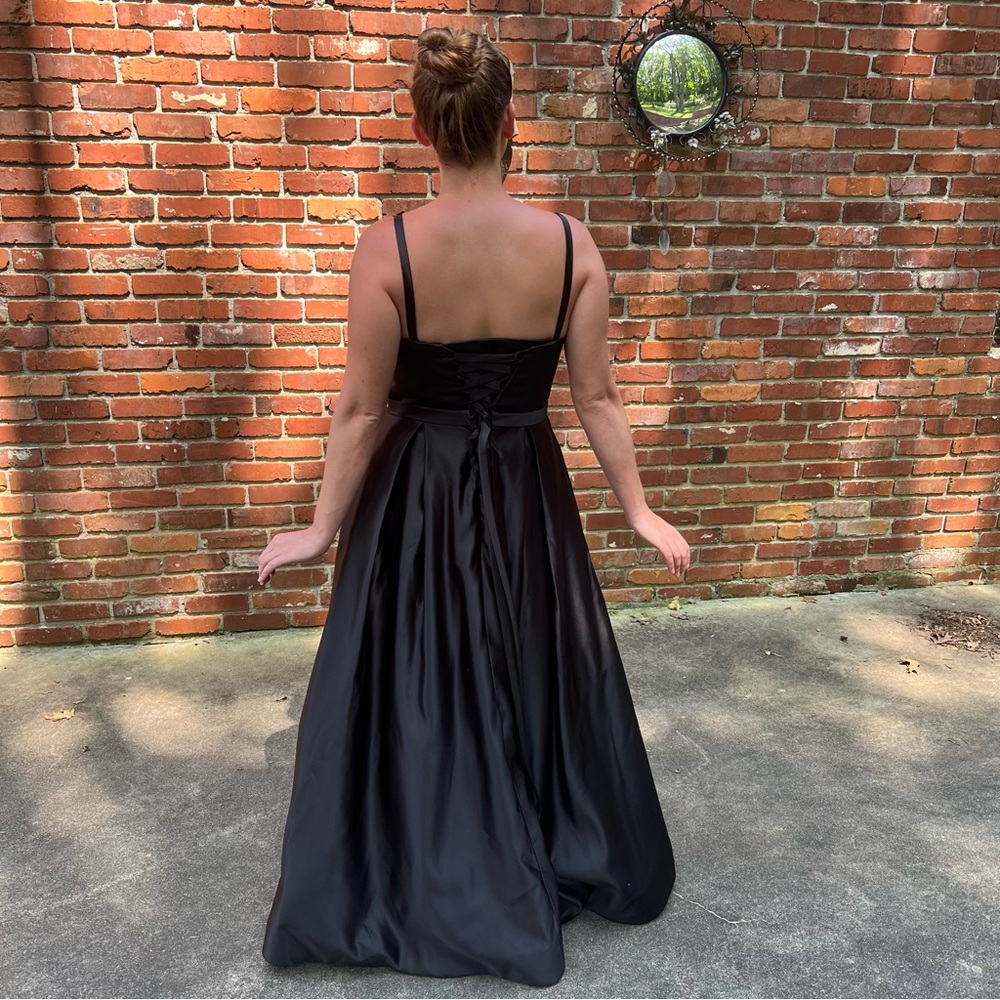 Custom Made Gothic Ballgown Alternative Wedding Dress - Lace Up Corset & Slit - Picture 11 of 17
